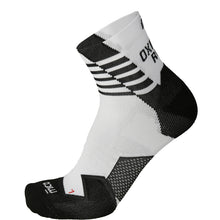 Afbeelding in Gallery-weergave laden, Mico Light weight compression OXI-JET ankle running sock