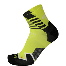 Afbeelding in Gallery-weergave laden, Mico Light weight compression OXI-JET ankle running sock
