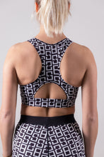 Afbeelding in Gallery-weergave laden, Orango Running - Womens Sports Bra - Black/White allover print - 12007