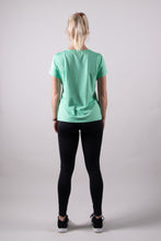 Afbeelding in Gallery-weergave laden, Orango Running - Womens T-shirt short sleeve V-neck - Neptune Green - 12011
