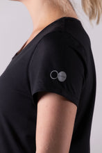 Afbeelding in Gallery-weergave laden, Orango Running -Womens T-shirt short sleeve V-neck - Black - 12011