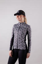Afbeelding in Gallery-weergave laden, Orango Running -Womens cover up jacket with full zipp - Black/White allover print - 12051