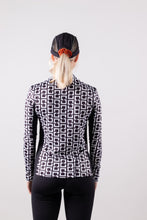 Afbeelding in Gallery-weergave laden, Orango Running -Womens cover up jacket with full zipp - Black/White allover print - 12051