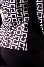 Afbeelding in Gallery-weergave laden, Orango Running -Womens cover up jacket with full zipp - Black/White allover print - 12051