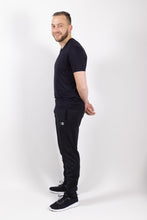 Afbeelding in Gallery-weergave laden, Orango Running - Mens Basic T-shirt short sleeve V-neck, Regular Fit - Black - P010-102