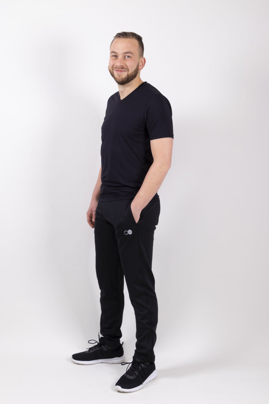 Orango Running - Mens Basic T-shirt short sleeve V-neck, Regular Fit - Black - P010-102