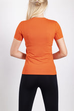 Afbeelding in Gallery-weergave laden, Orango Running - Womens T-shirt short sleeve V-neck - Cherry Tomato - P010-201A
