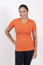 Afbeelding in Gallery-weergave laden, Orango Running - Womens basic T-shirt short sleeve V-neck - Cherry Tomato - P010-201