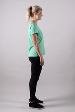 Afbeelding in Gallery-weergave laden, Orango Running -  Womens T-shirt short sleeve V-neck - Neptune Green - 12011
