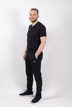 Afbeelding in Gallery-weergave laden, Orango Running - Mens Basic T-shirt short sleeve V-neck, Regular Fit - Black - P010-102
